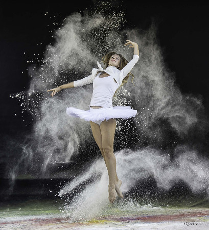 Geert Casier | Dancing ballerina
